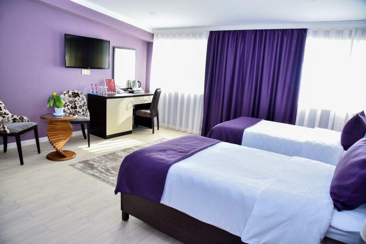 Supreme Hotel Baku Eksteriør billede