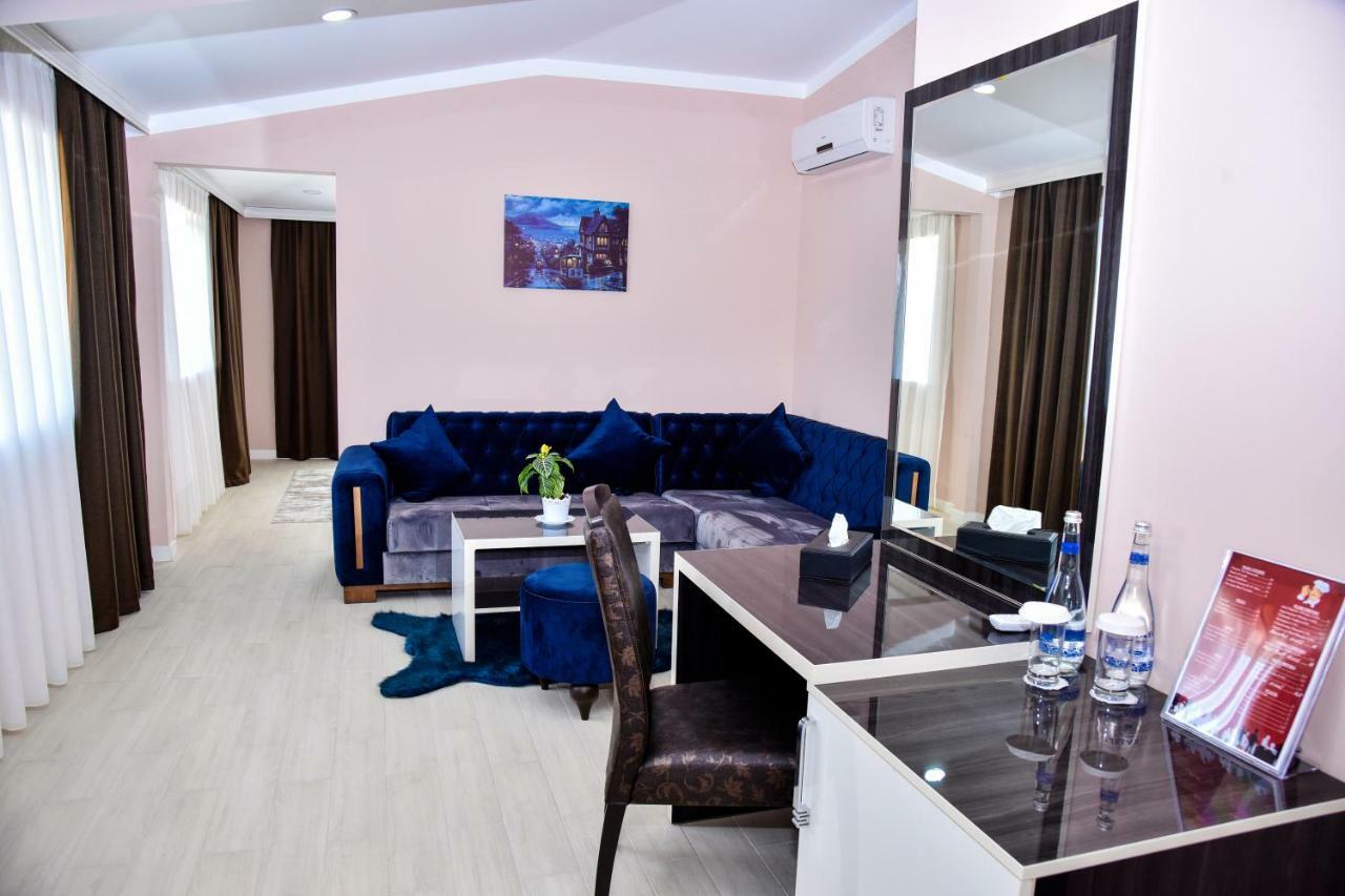 Supreme Hotel Baku Eksteriør billede